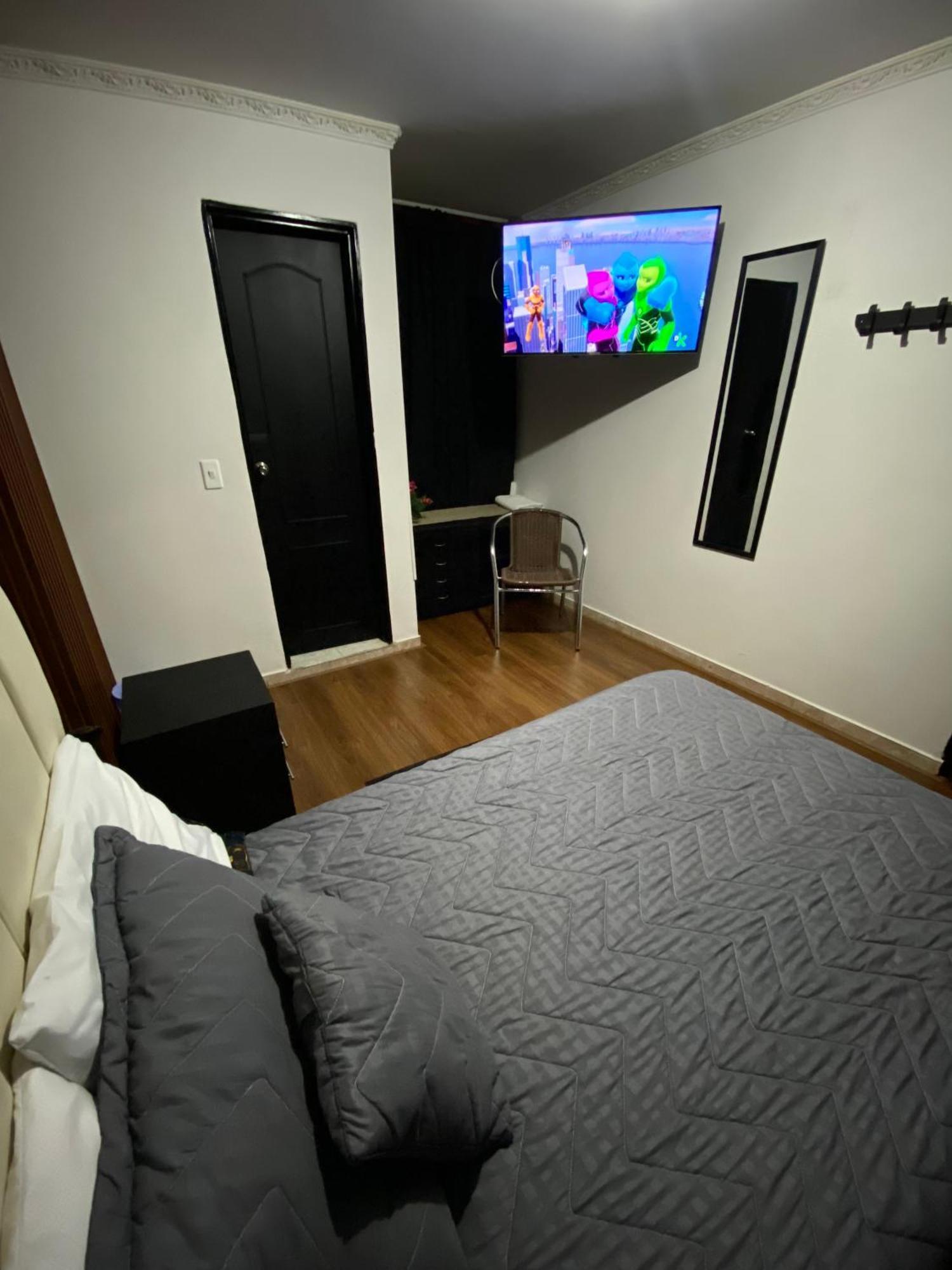 Hotel Canela 96 Богота Экстерьер фото