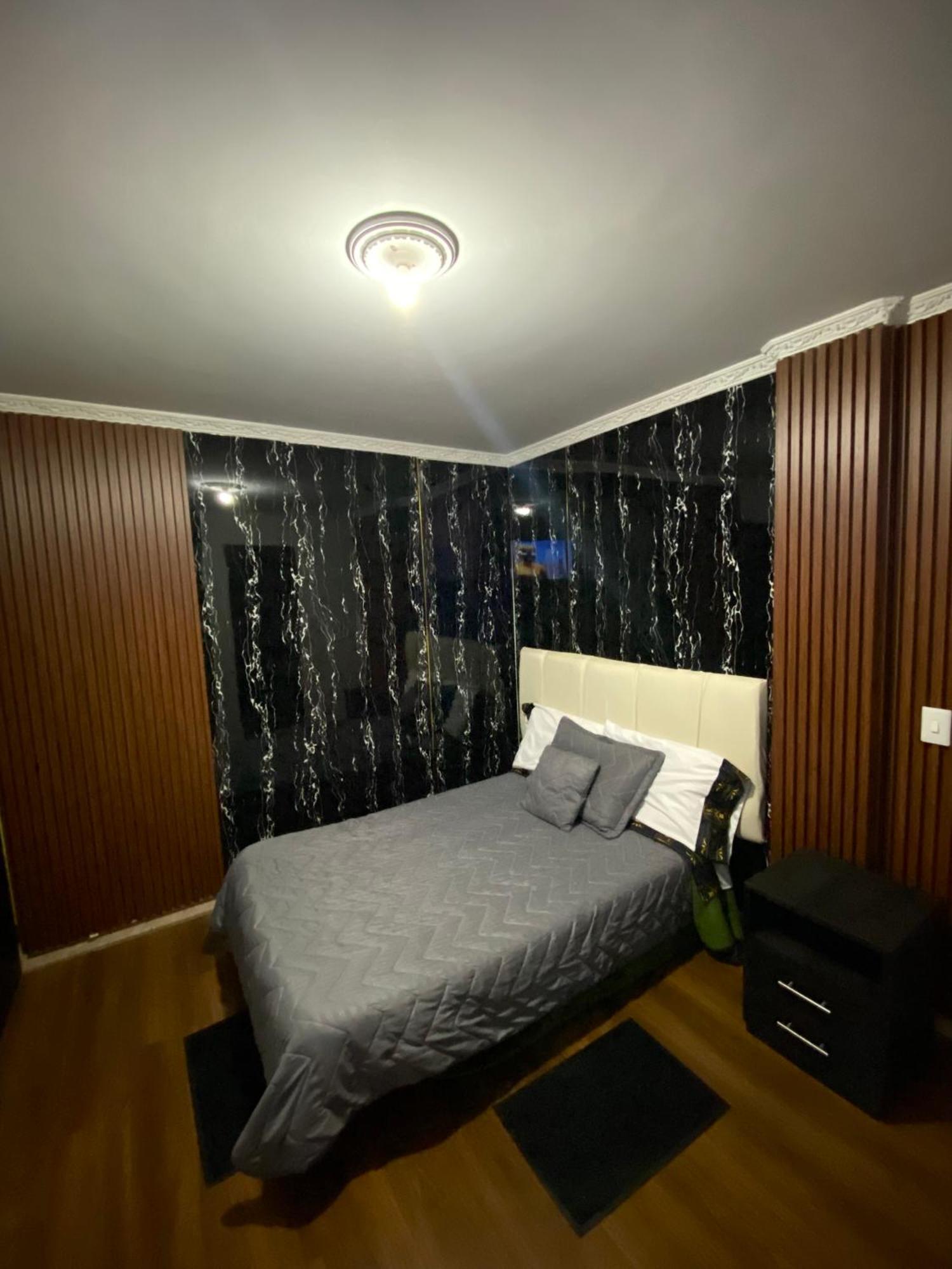 Hotel Canela 96 Богота Экстерьер фото
